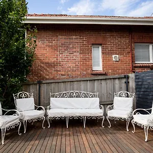  Hostel Montacute Boutique Bunkhouse